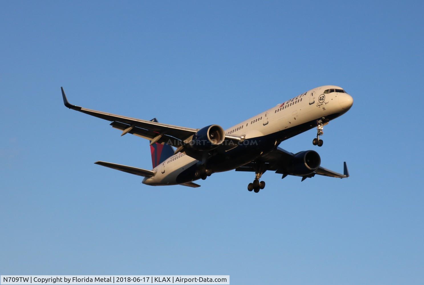 N709TW, 1997 Boeing 757-2Q8 C/N 28168, LAX spotting 2018