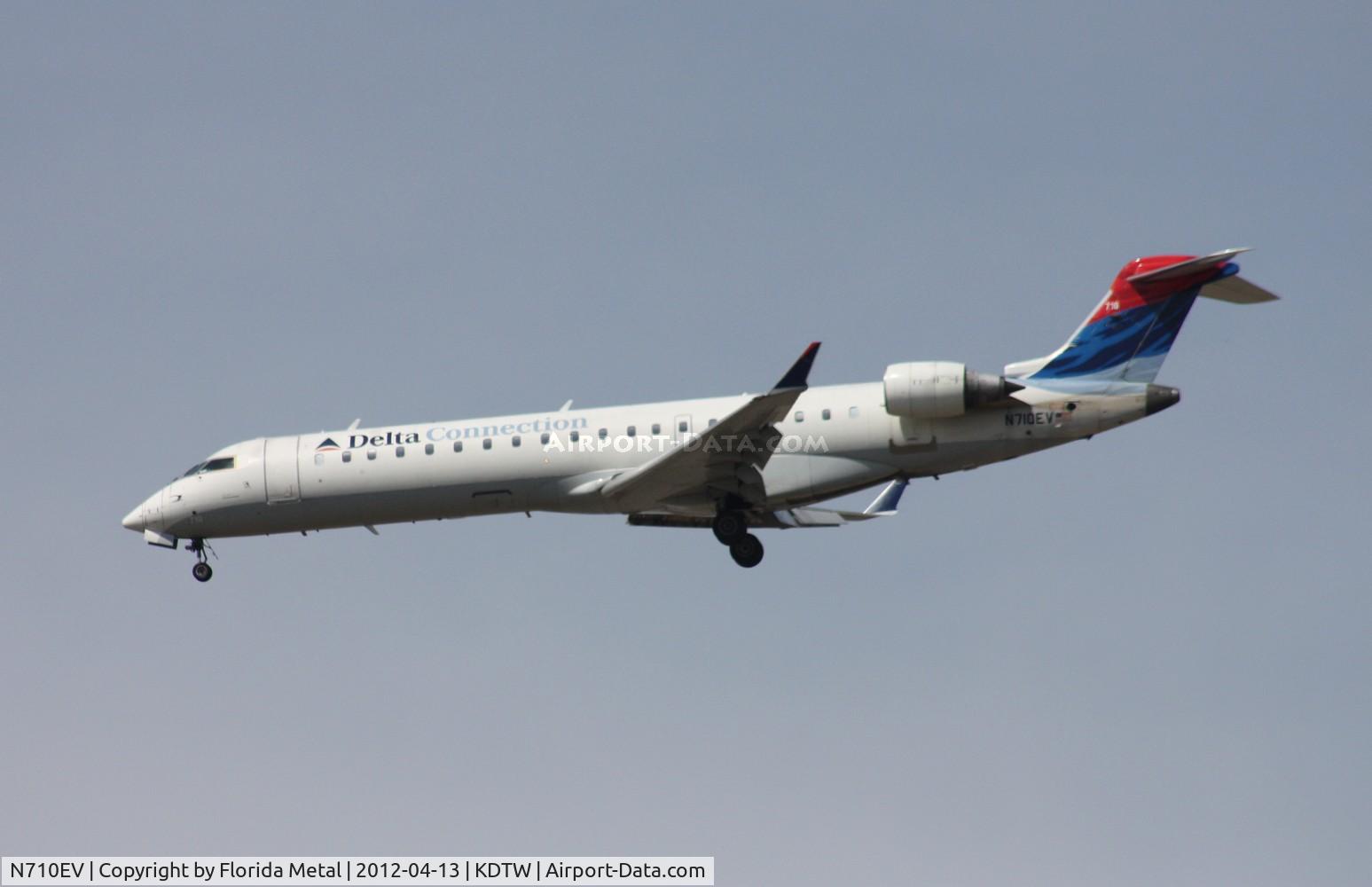 N710EV, 2002 Bombardier CRJ-701 (CL-600-2C10) Regional Jet C/N 10071, DTW spotting 2012