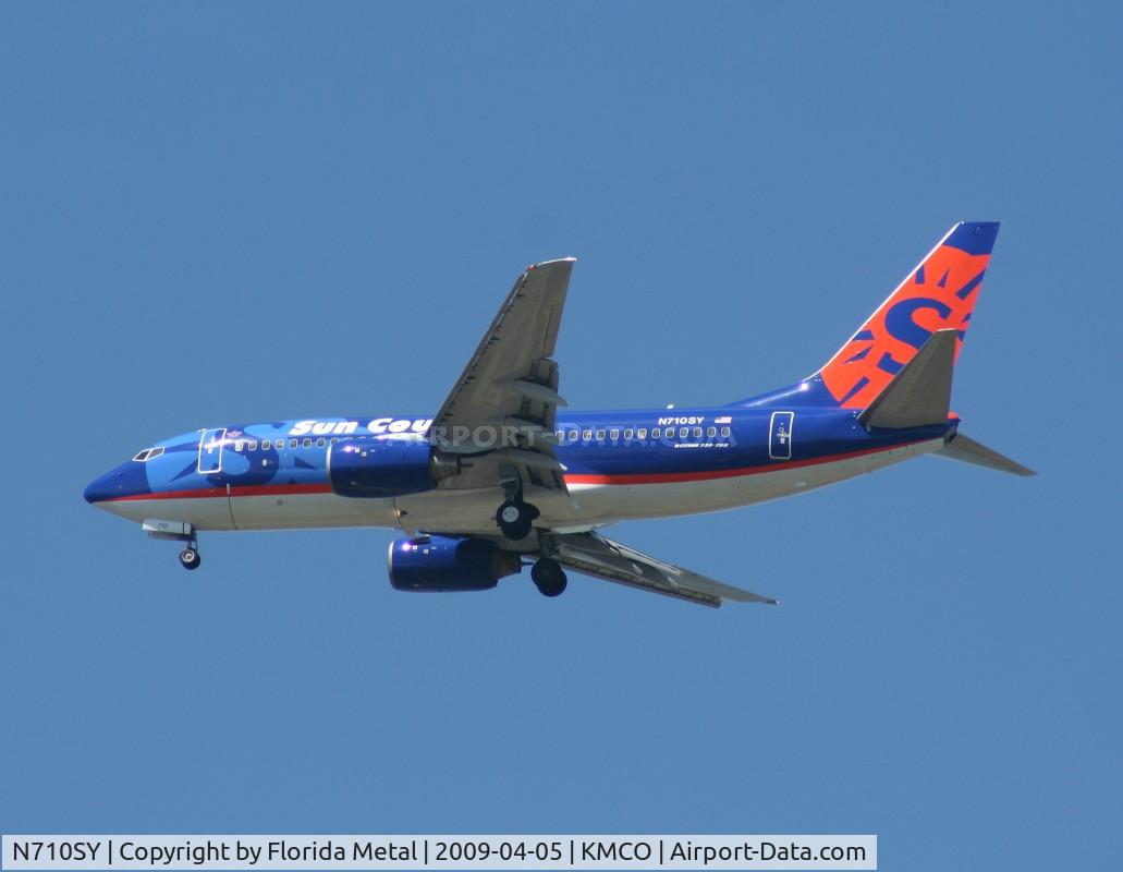 N710SY, 2001 Boeing 737-73V C/N 30241, MCO spotting 2009