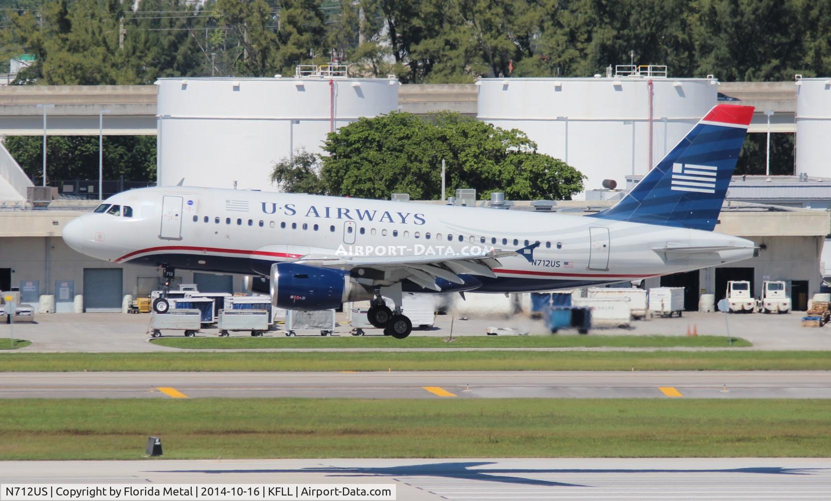 N712US, 1999 Airbus A319-112 C/N 1038, FLL spotting 2014