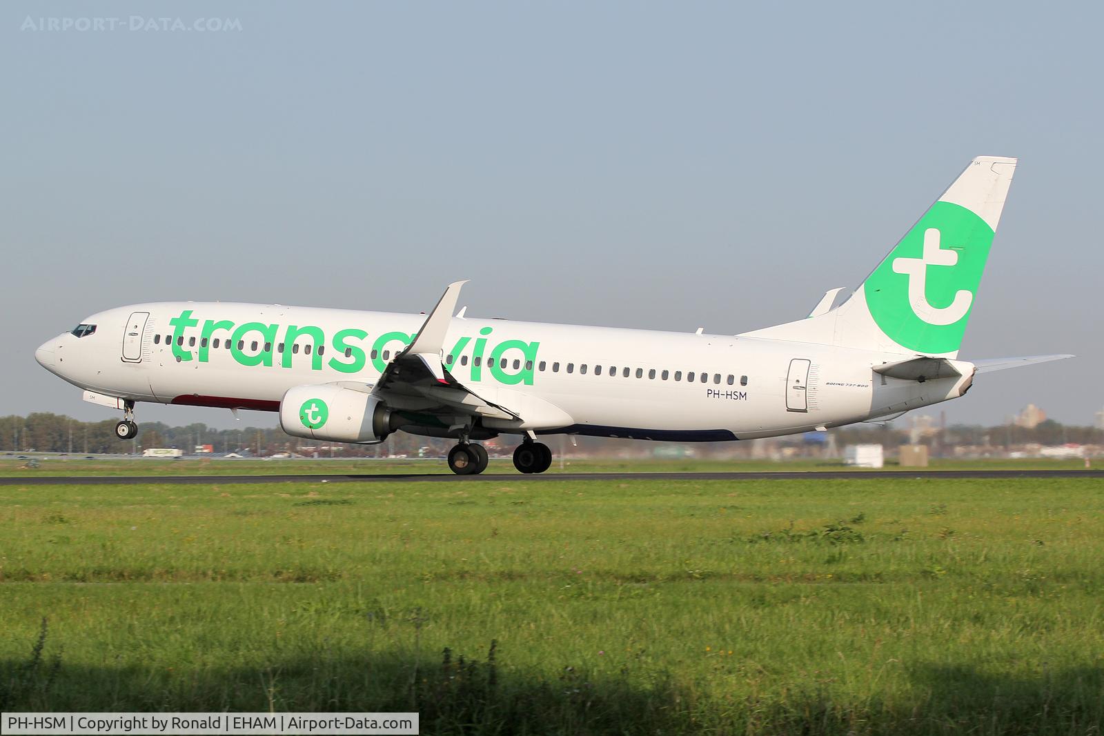PH-HSM, 2015 Boeing 737-8K2 C/N 42067, at spl