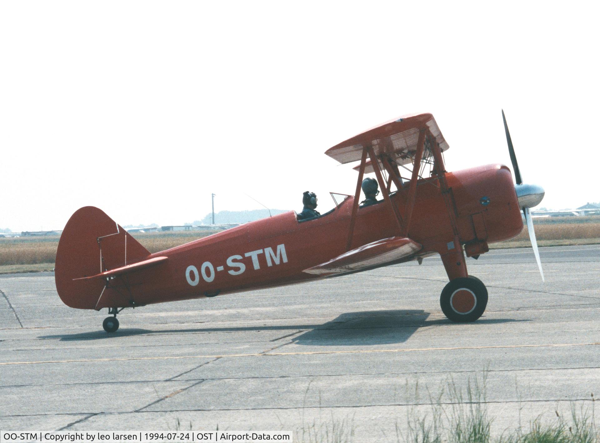 OO-STM, Boeing N2S-2 C/N 75-1391, Ostende Air Show 24.7.1994