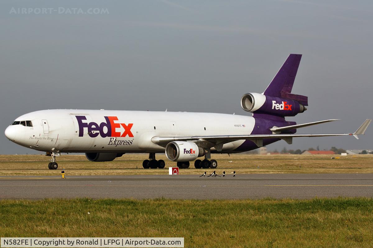 N582FE, 1991 McDonnell Douglas MD-11F C/N 48420, at cdg