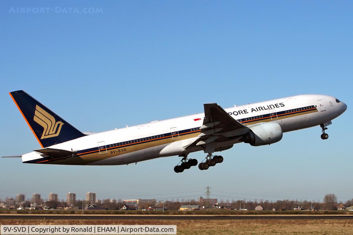 9V-SVD, 2001 Boeing 777-212/ER C/N 30869, at spl