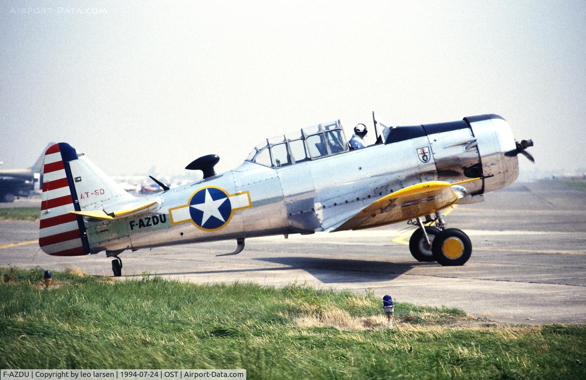 F-AZDU, 1943 North American AT-6D Harvard III C/N 88-14948 (41-33931), Ostende Air Show 24.7.1994