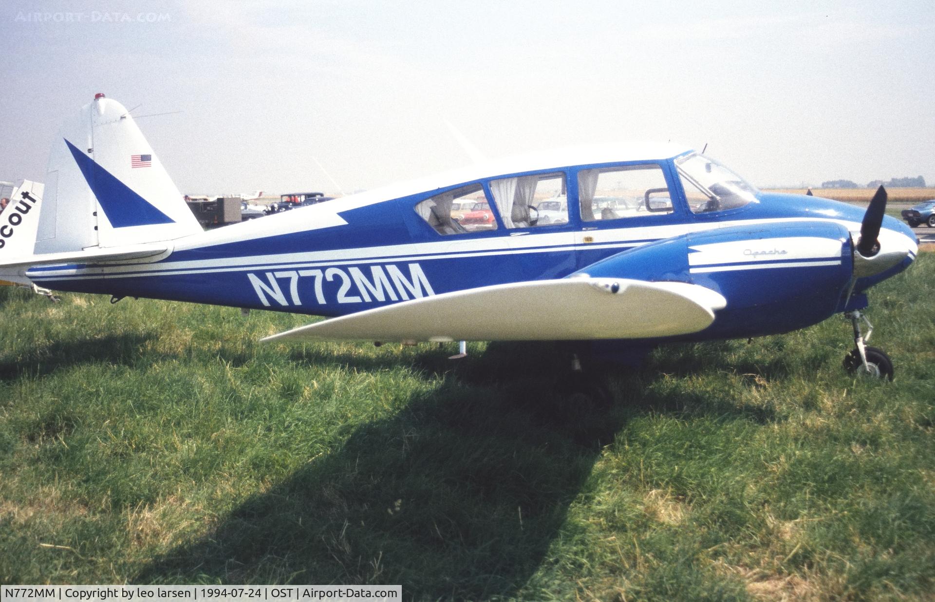 N772MM, 1961 Piper PA-23-160 Apache C/N 23-1989, Ostende Air Show 24.7.1994