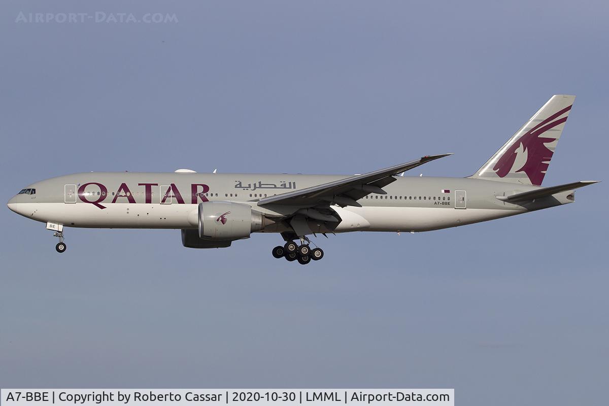 A7-BBE, 2009 Boeing 777-2DZ/LR C/N 36017, Runway 31