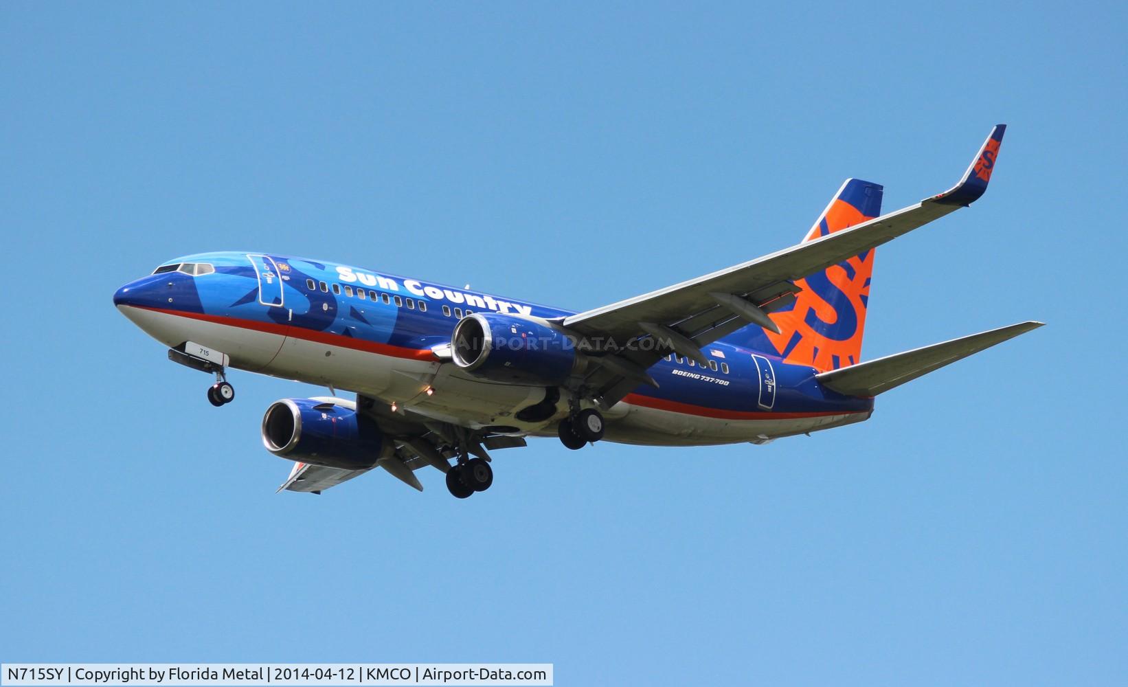 N715SY, 2004 Boeing 737-752 C/N 33787, MCO spotting 2014