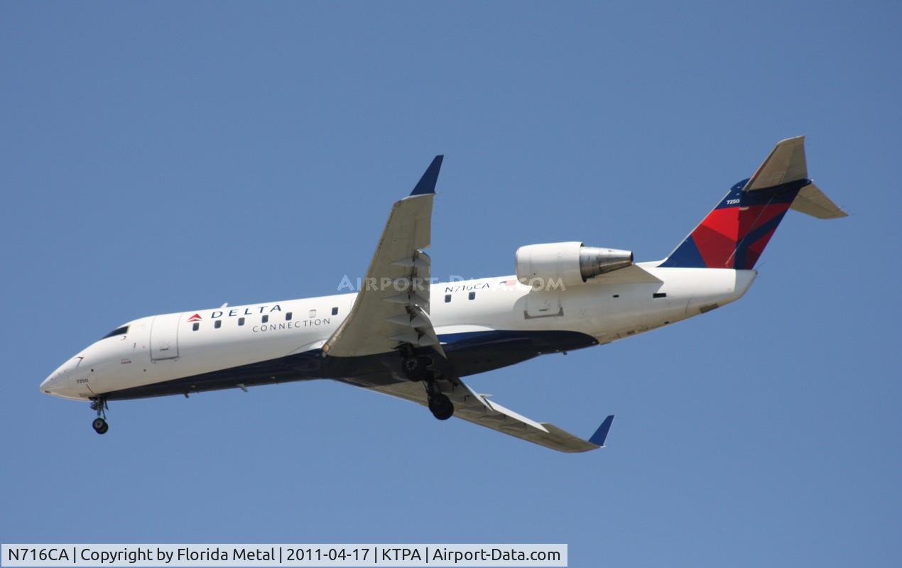 N716CA, 1998 Bombardier CRJ-100ER (CL-600-2B19) C/N 7250, TPA spotting 2011
