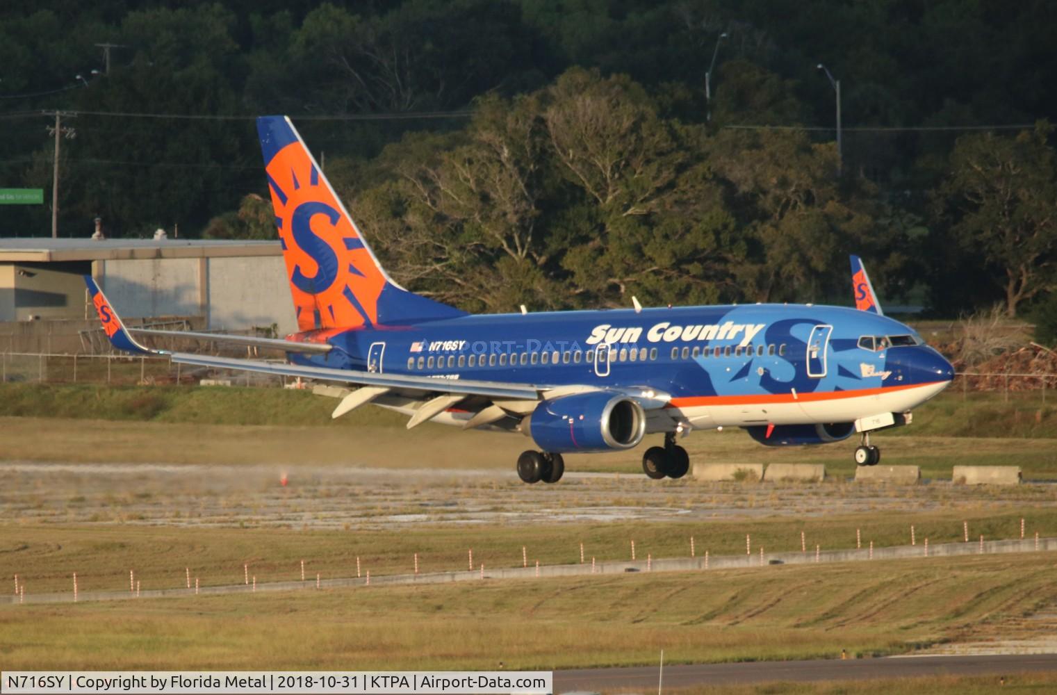N716SY, 2001 Boeing 737-7Q8 C/N 30629, TPA spotting 2018