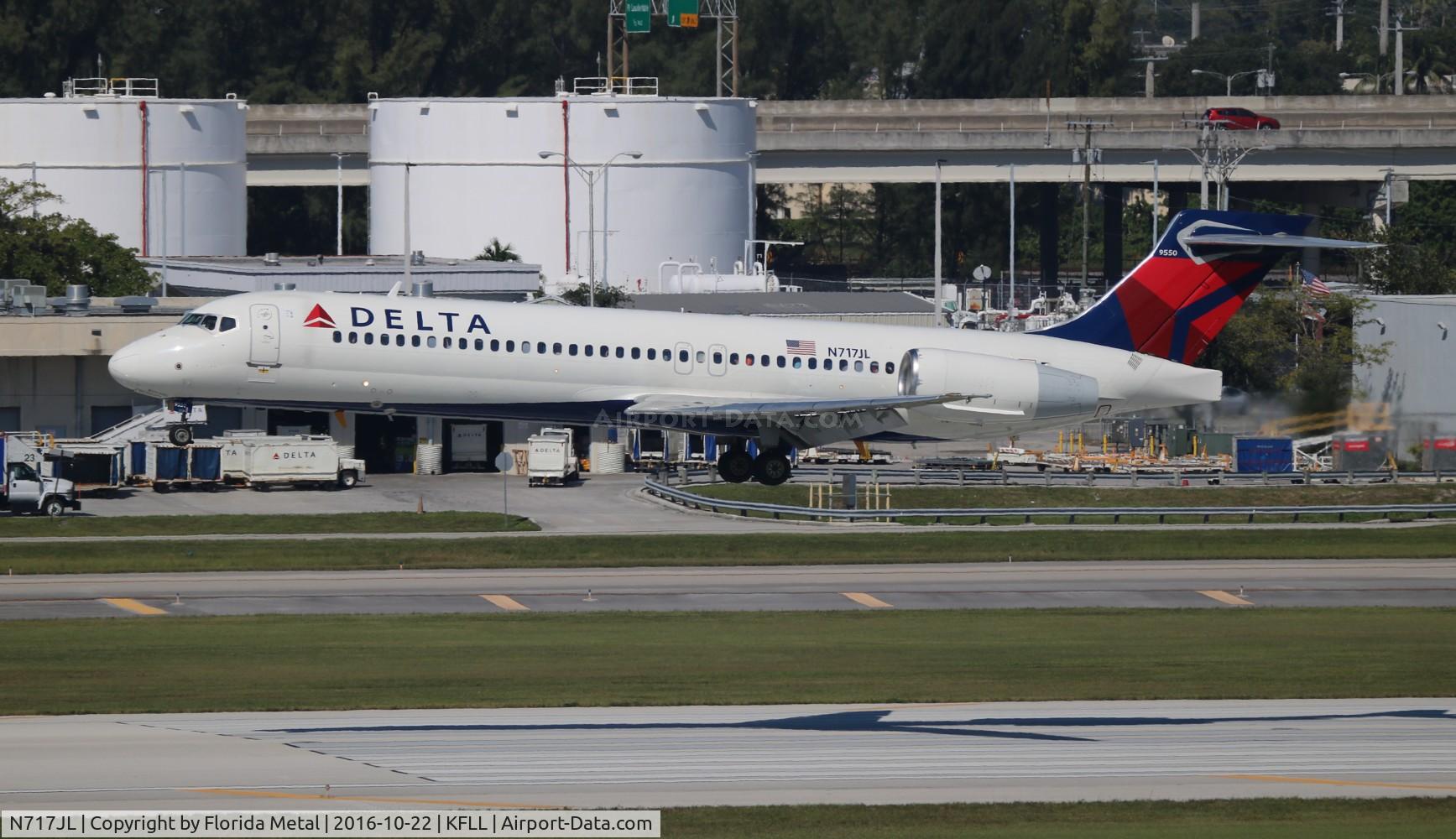 N717JL, 2002 Boeing 717-200 C/N 55042, FLL spotting 2016