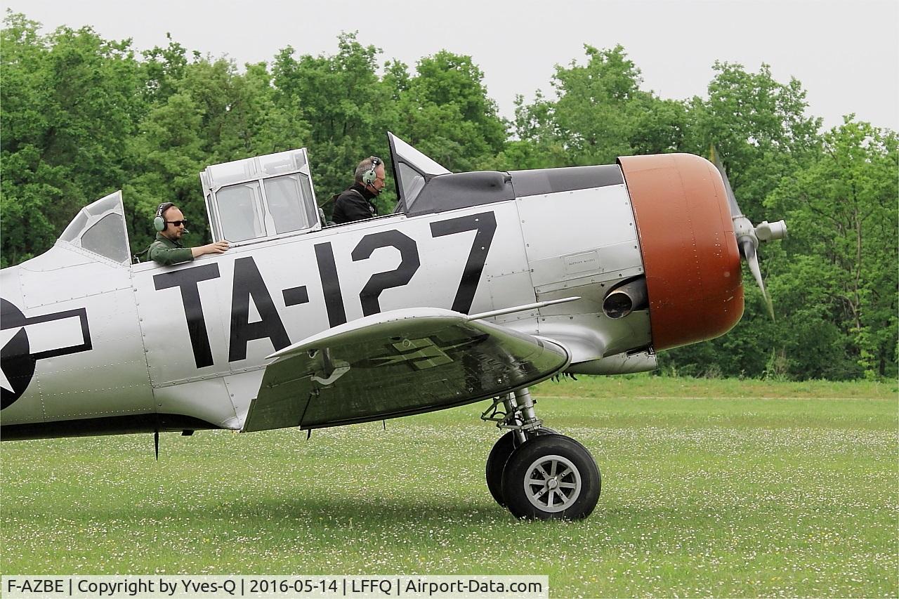 F-AZBE, North American AT-6C Harvard IIA C/N 88-12127, North American AT-6C Harvard IIA, Taxiing to parking area, La Ferté-Alais airfield (LFFQ) Airshow 2016