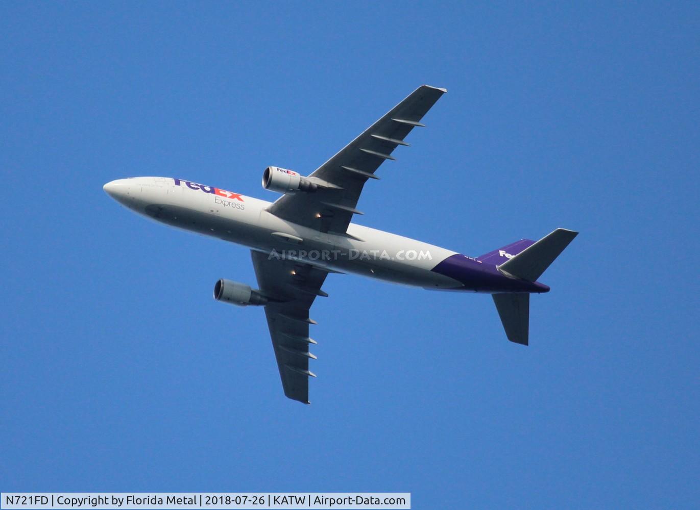 N721FD, 1988 Airbus A300B4-622R C/N 477, EAA OSH 2018 - flying to Appleton over Air Venture