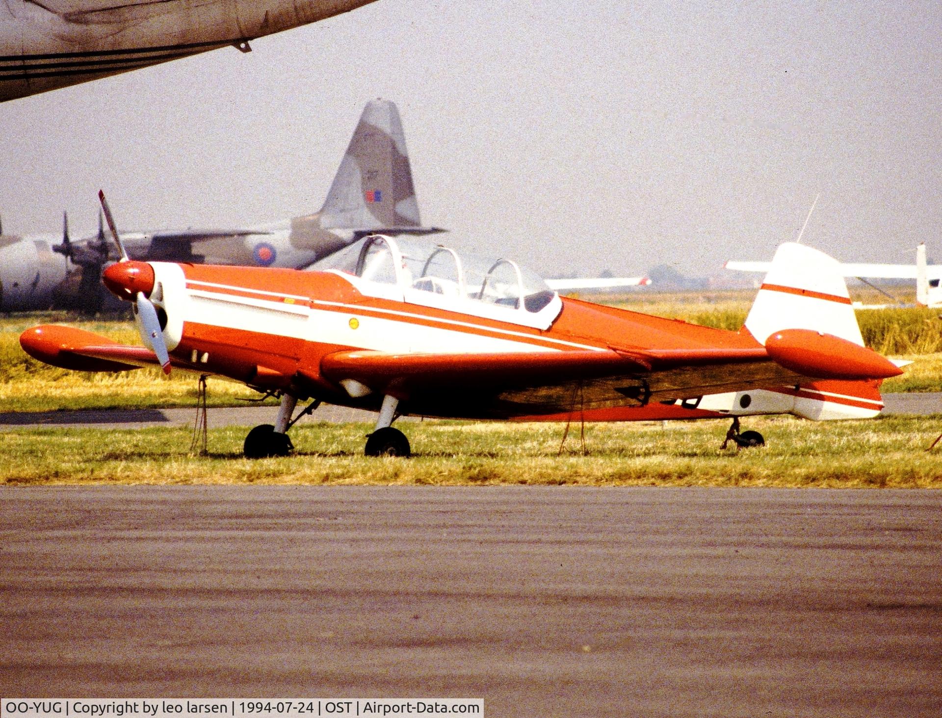 OO-YUG, 1968 Zlinn Zlin 526F Trener Master C/N 1031, Ostende Air Show 24.7.1994