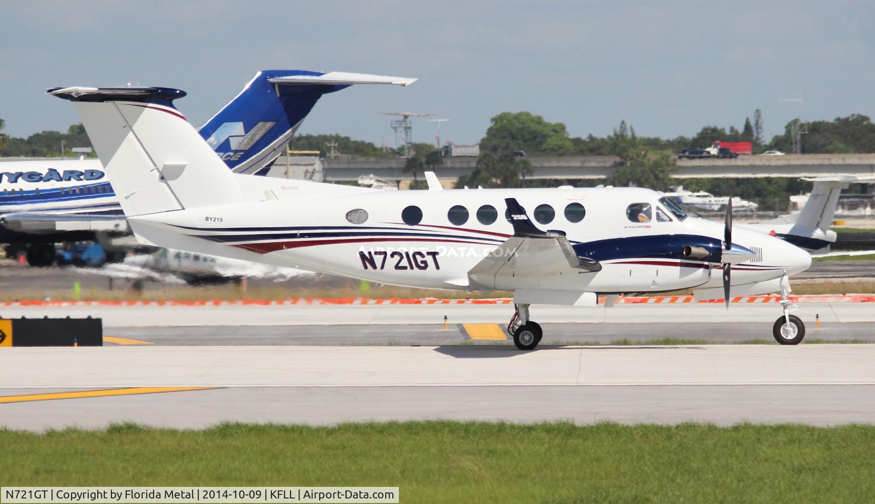 N721GT, 2014 Beech B200GT King Air King Air C/N BY-219, FLL spotting 2014