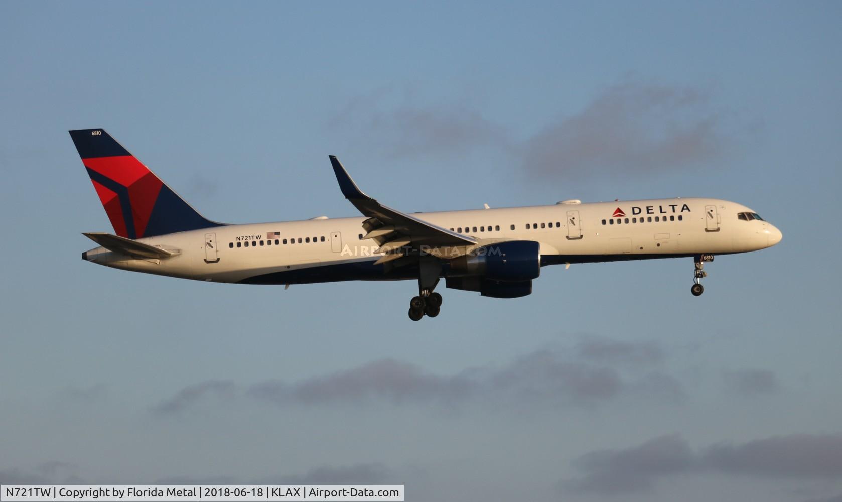 N721TW, 1999 Boeing 757-231 C/N 29954, LAX spotting 2018