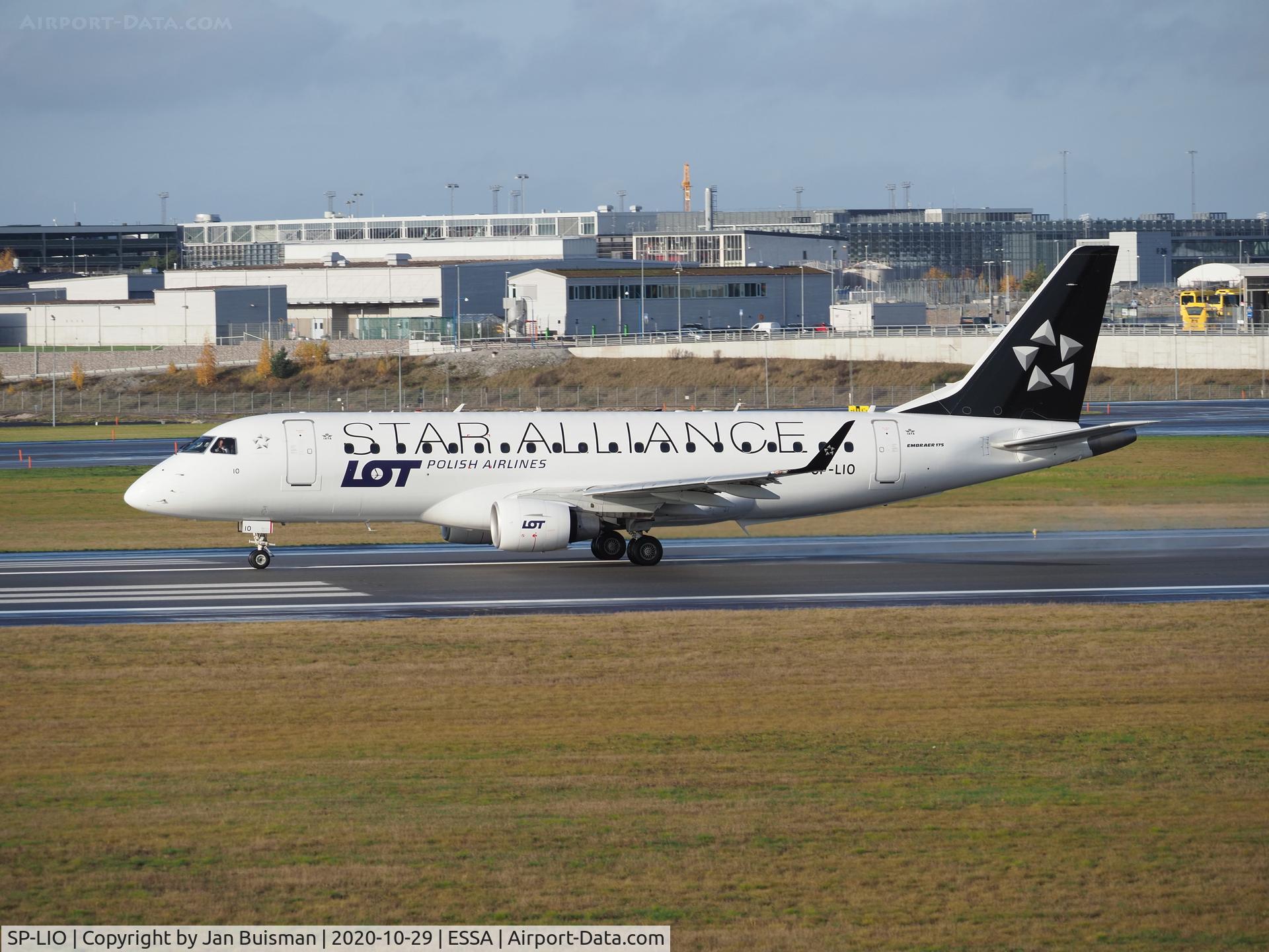 SP-LIO, 2010 Embraer 175LR (ERJ-170-200LR) C/N 17000321, LOT, Star Alliance livery