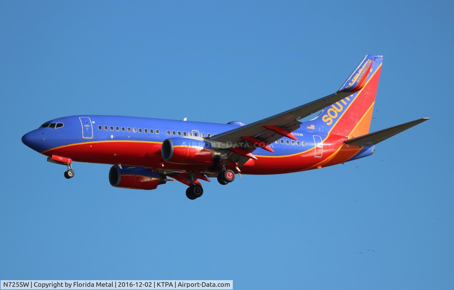 N725SW, 1999 Boeing 737-7H4 C/N 27857, TPA spotting 2016