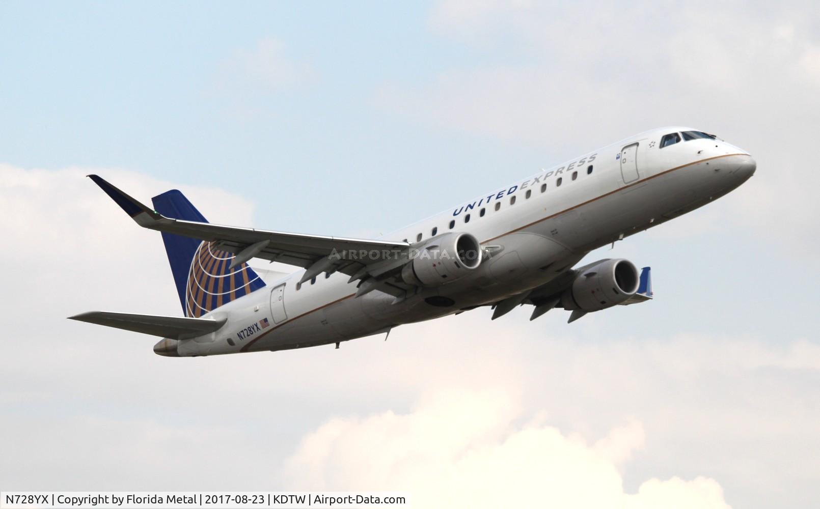 N728YX, 2015 Embraer 175LR (ERJ-170-200LR) C/N 17000510, DTW spotting 2017
