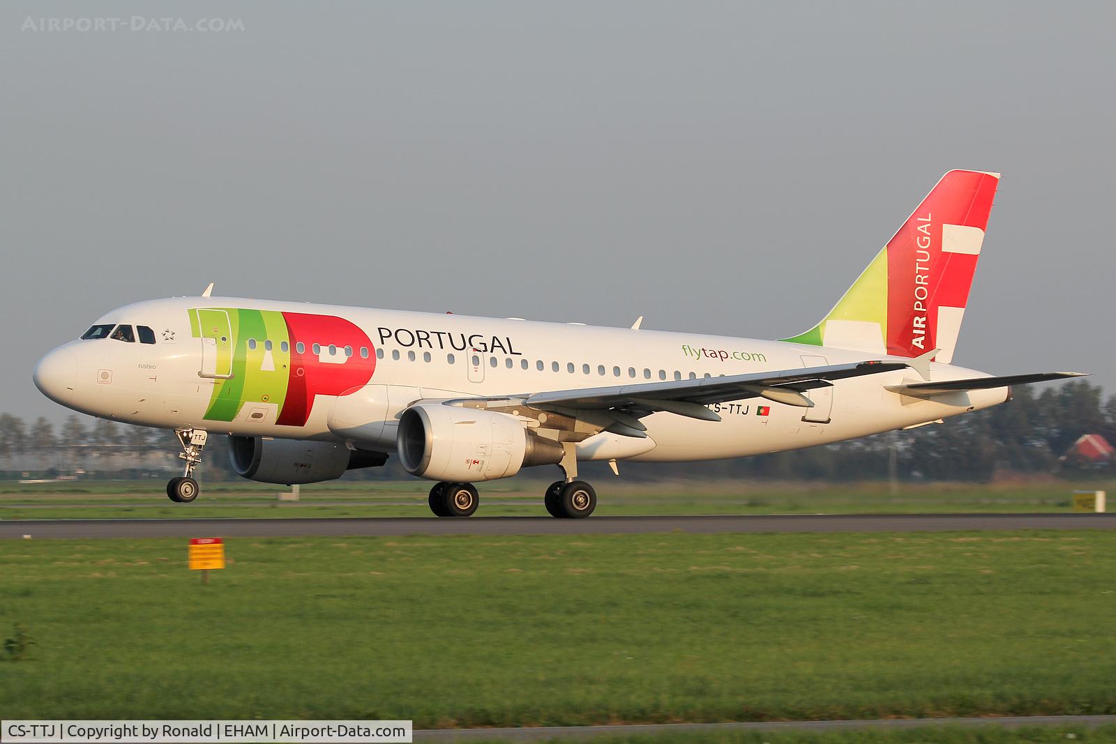 CS-TTJ, 1999 Airbus A319-111 C/N 979, at spl
