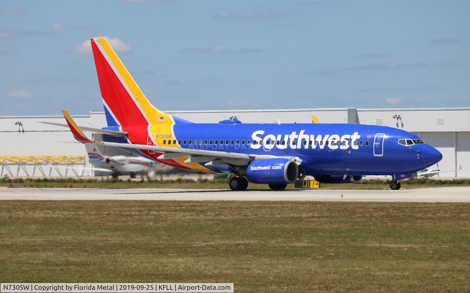 N730SW, 1999 Boeing 737-7H4 C/N 27862, FLL spottiing 2019