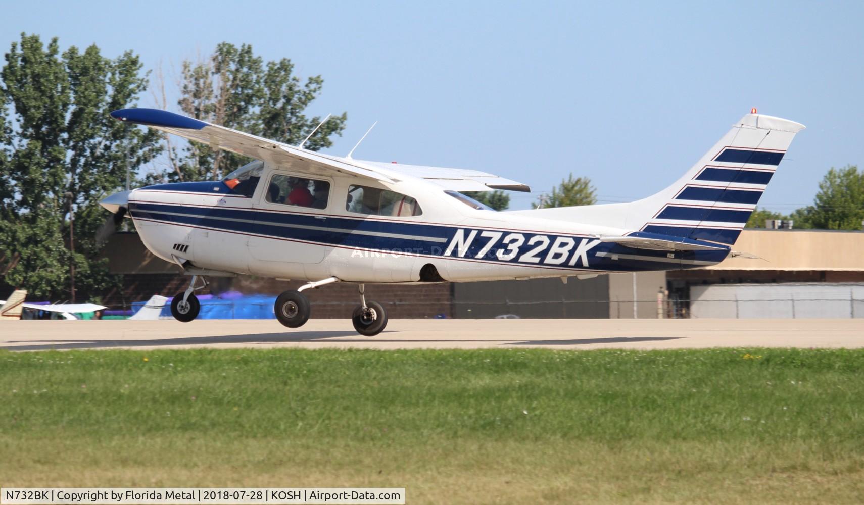 N732BK, 1976 Cessna T210L Turbo Centurion C/N 21061385, EAA OSH 2018