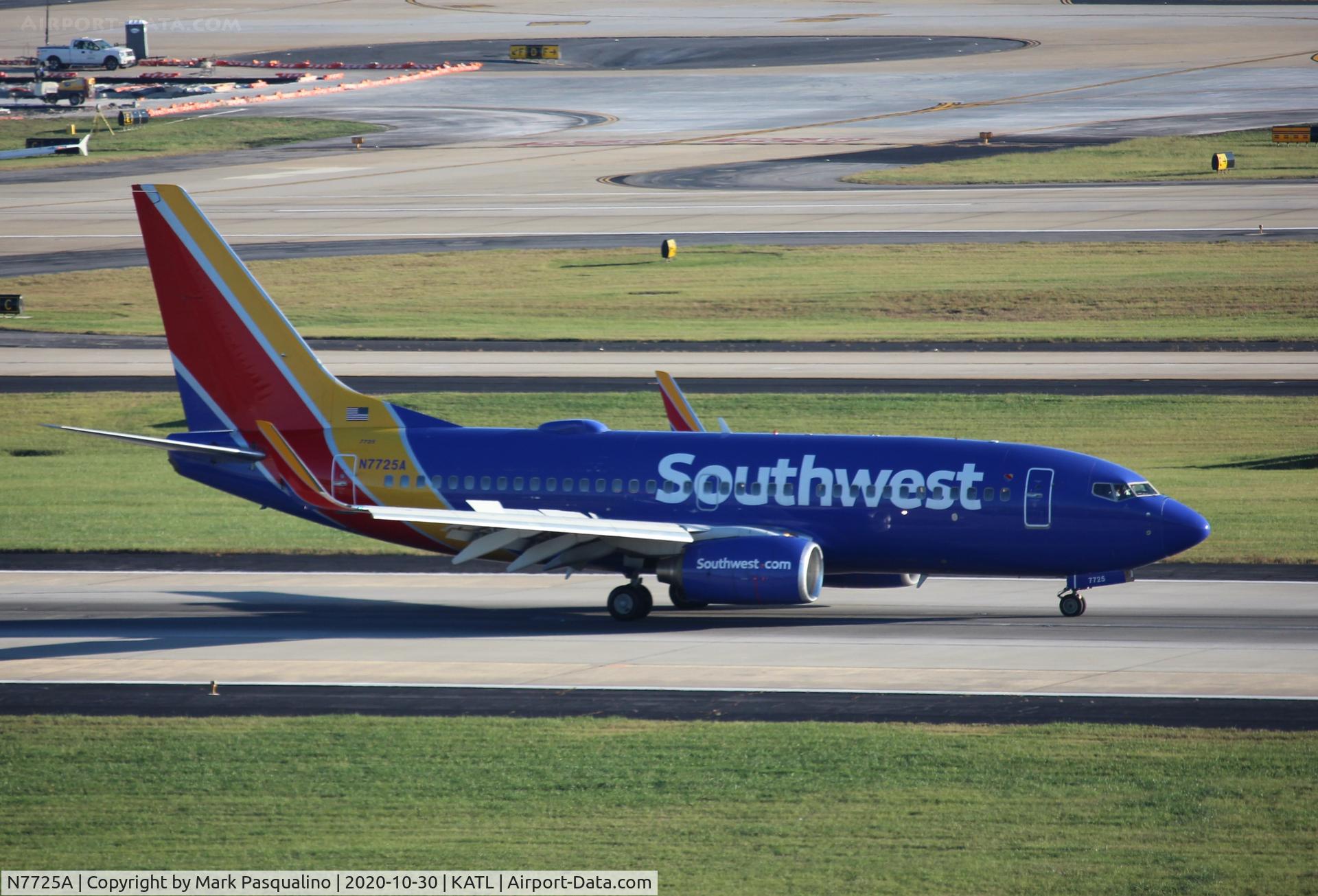 N7725A, 2006 Boeing 737-76N C/N 32671, Boeing 737-76N