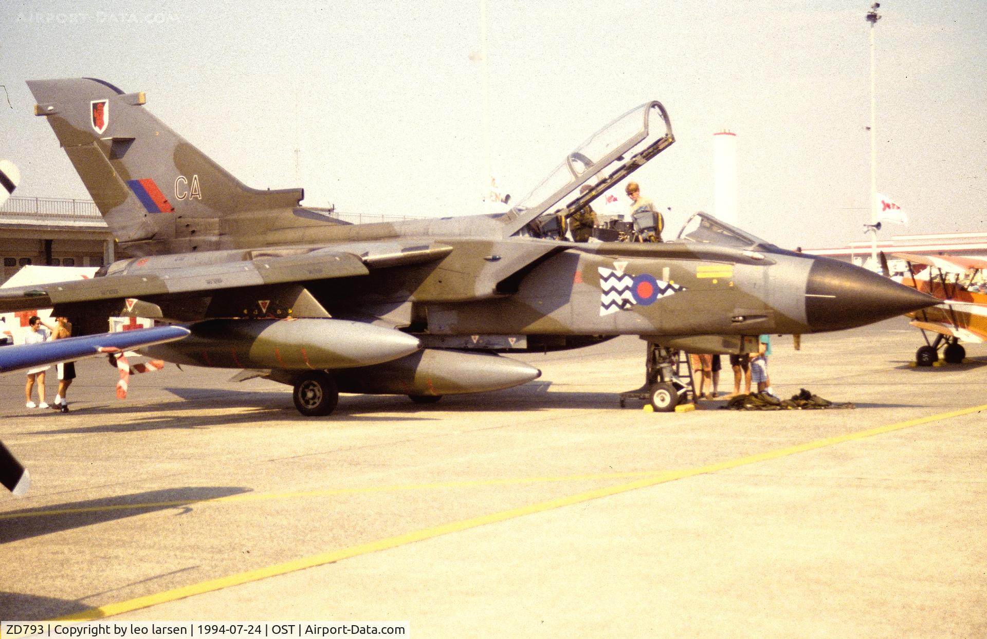 ZD793, 1984 Panavia Tornado GR.4 C/N 405/BS136/3185, Ostende Air Show 24.7.1994