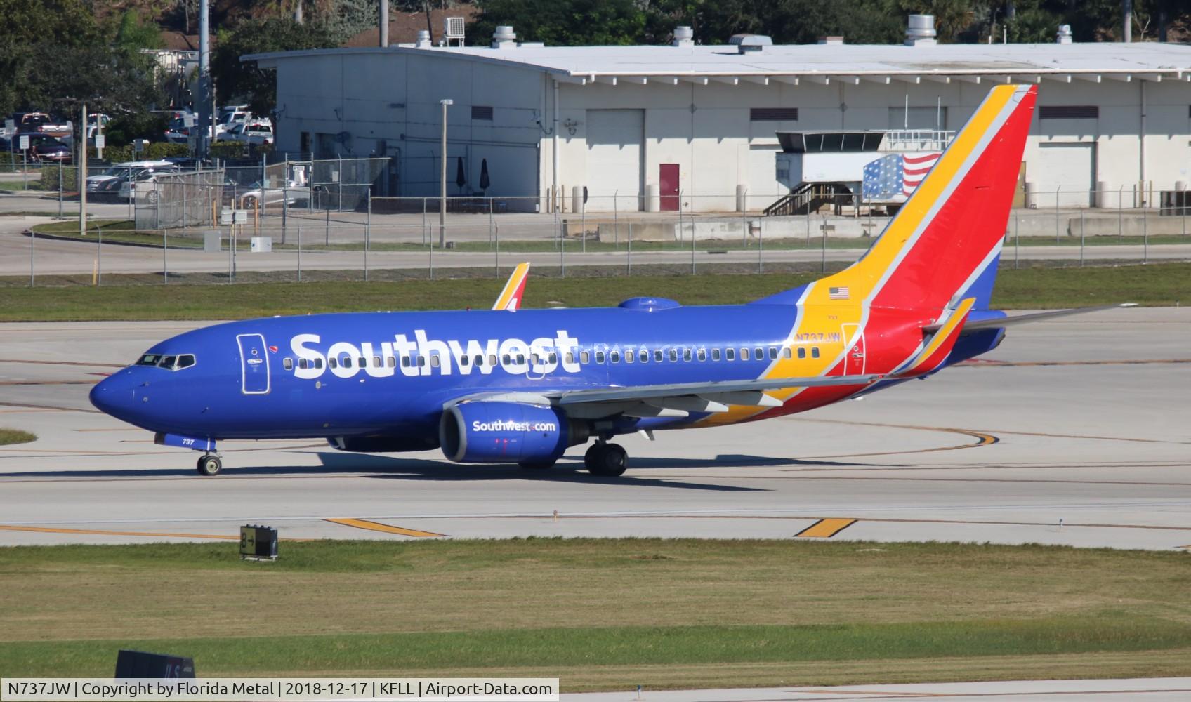 N737JW, 1999 Boeing 737-7H4 C/N 27869, FLL spotting 2018
