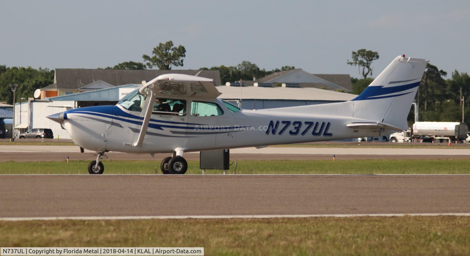 N737UL, 1977 Cessna 172N C/N 17269685, SNF LAL 2018