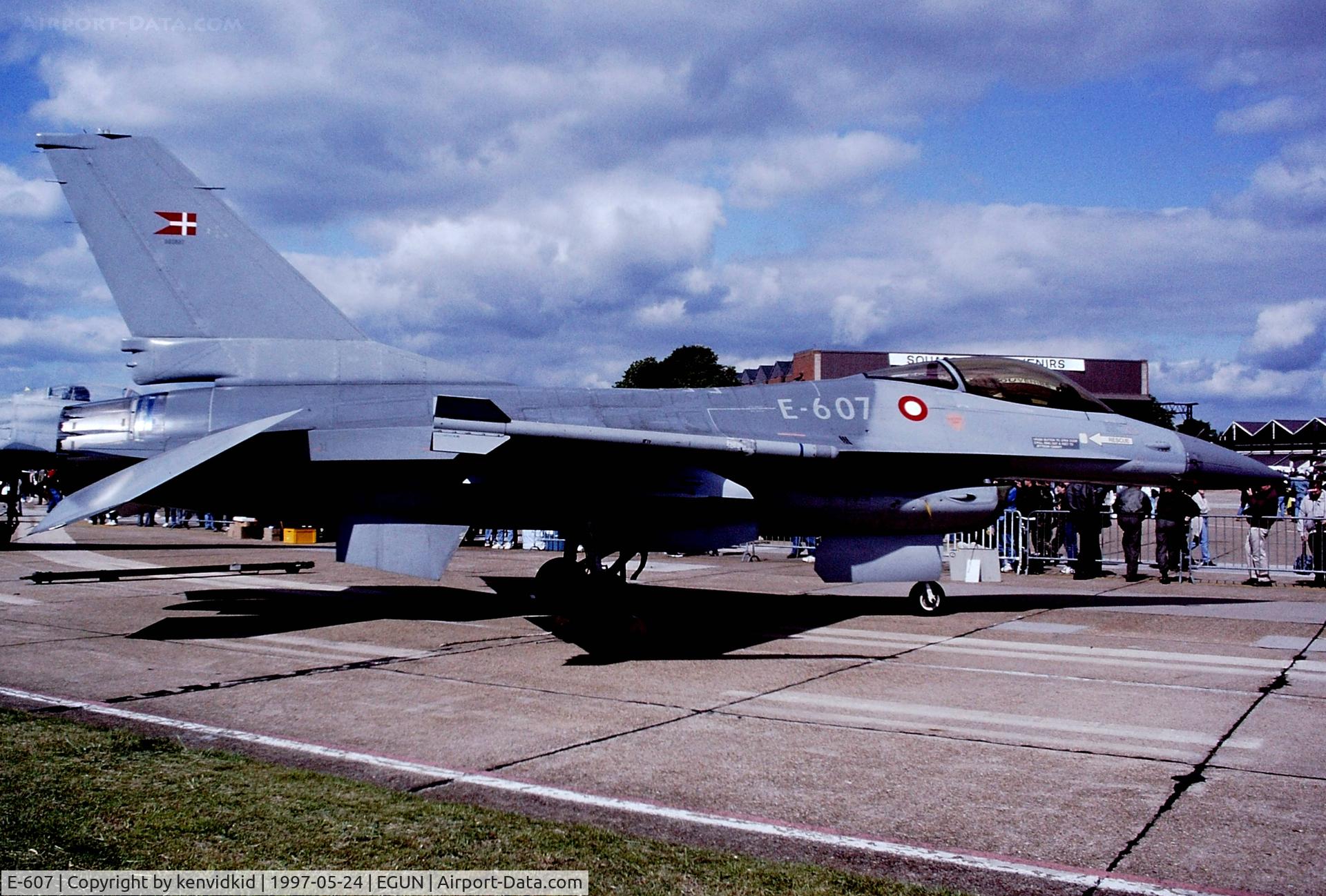 E-607, 1982 SABCA F-16AM Fighting Falcon C/N 6F-42, At the 1997 Mildenhall Air Fete.