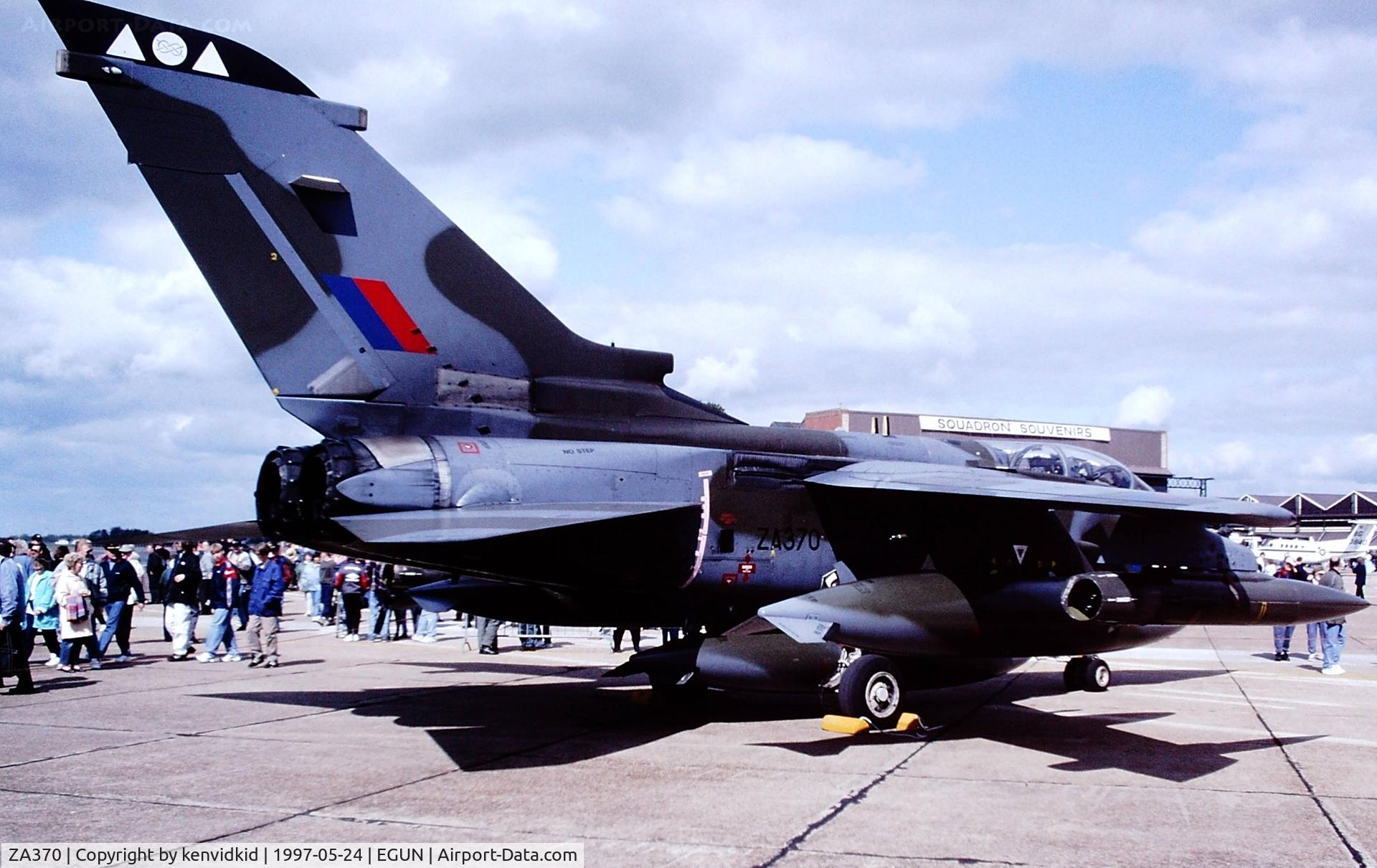 ZA370, 1982 Panavia Tornado GR.1A C/N 168/BS052/3084, At the 1997 Mildenhall Air Fete.