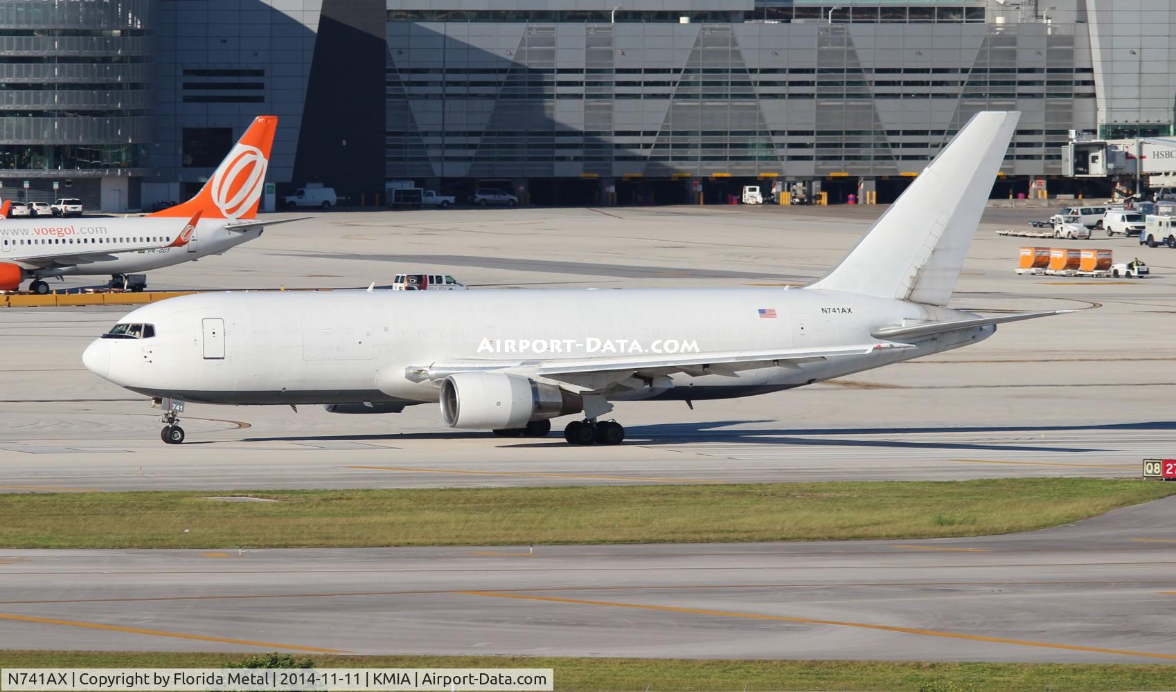N741AX, 1982 Boeing 767-232 C/N 22215, MIA spotting 2014
