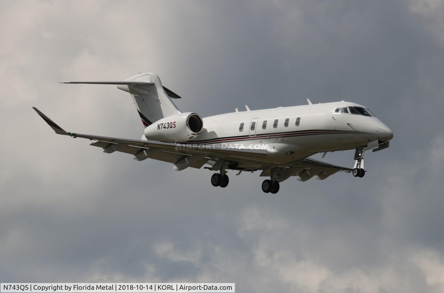 N743QS, 2017 Bombardier Challenger 350 (BD 100-1A10) C/N 20695, NBAA ORL 2018