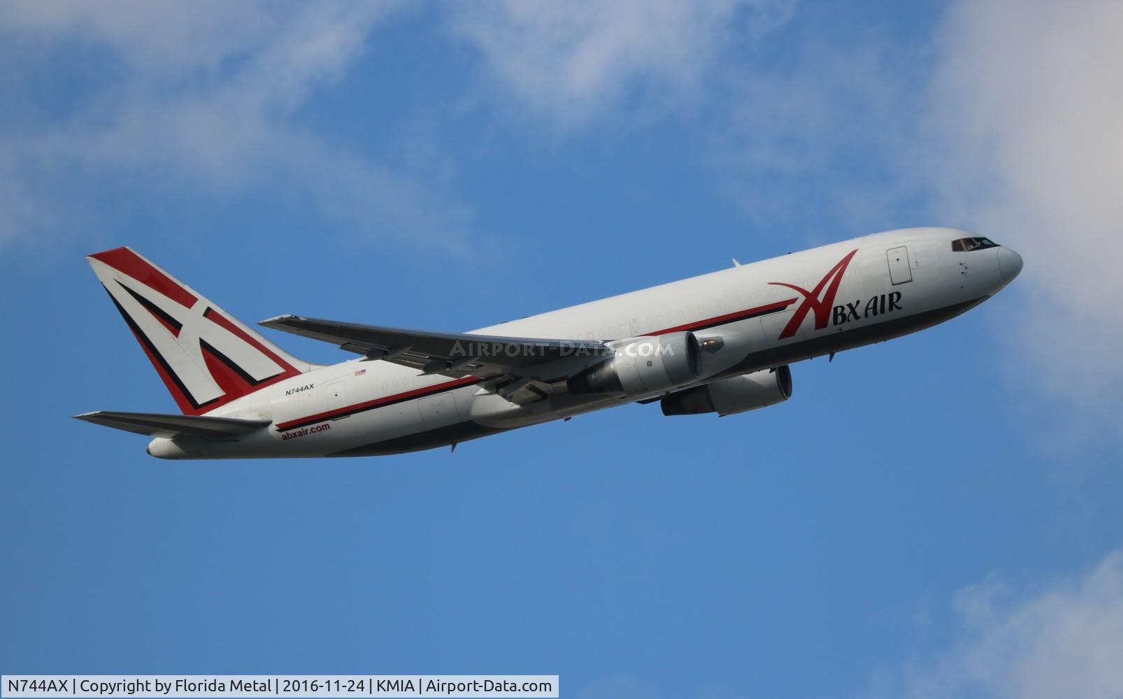 N744AX, 1983 Boeing 767-232 C/N 22221, MIA spotting 2016