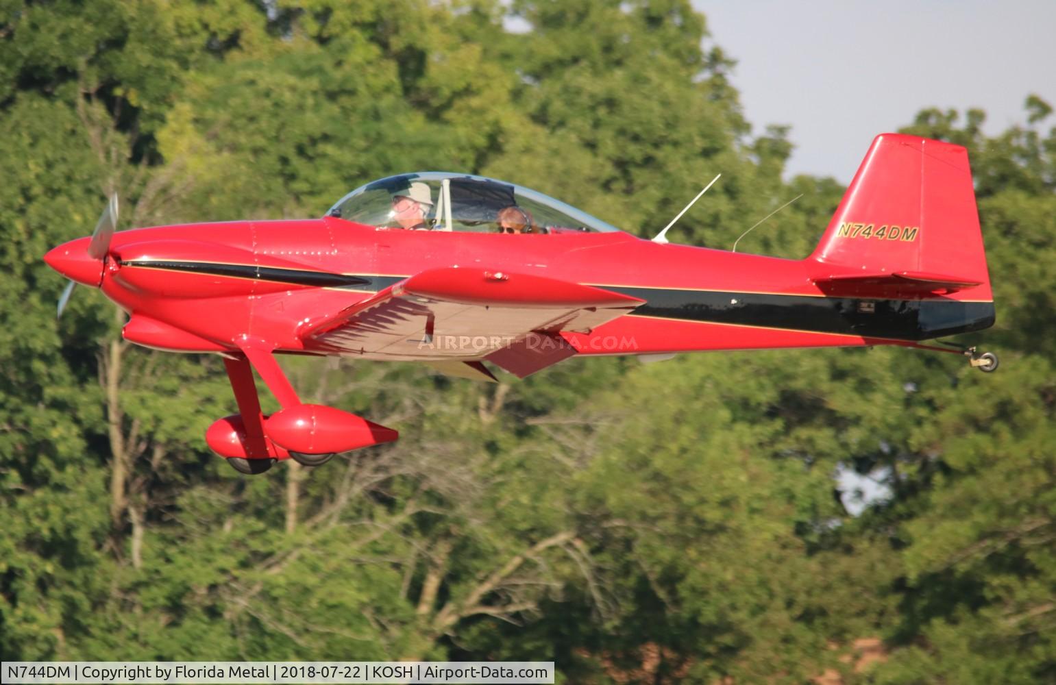 N744DM, 2002 Vans RV-4 C/N 3371, EAA OSH 2018
