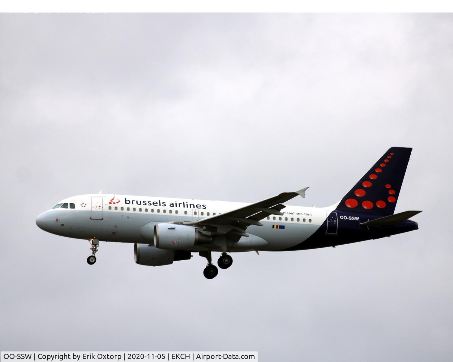 OO-SSW, 2007 Airbus A319-111 C/N 3255, OO-SSW landing rw 22L