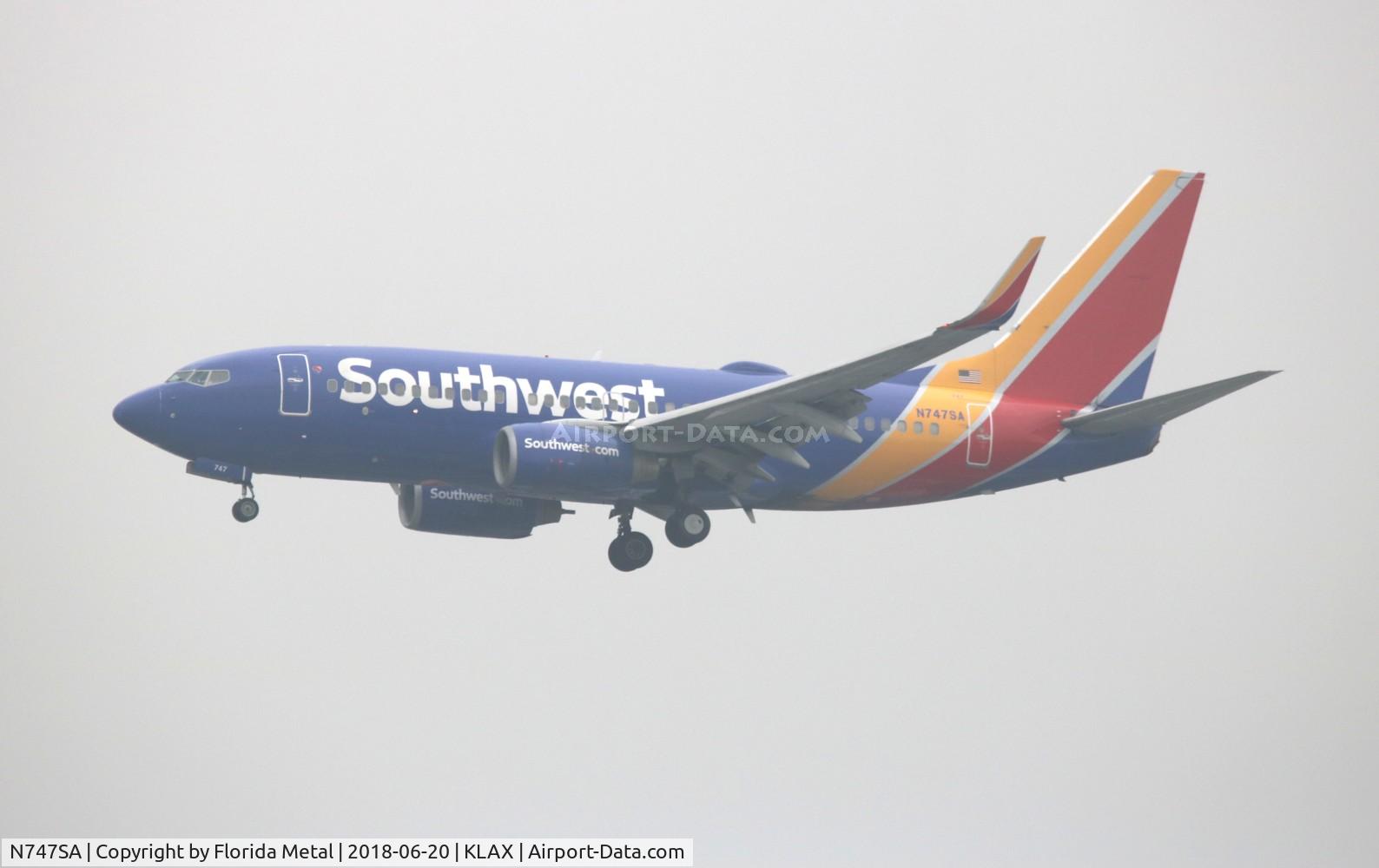 N747SA, 1999 Boeing 737-7H4 C/N 29799, LAX spotting 2018