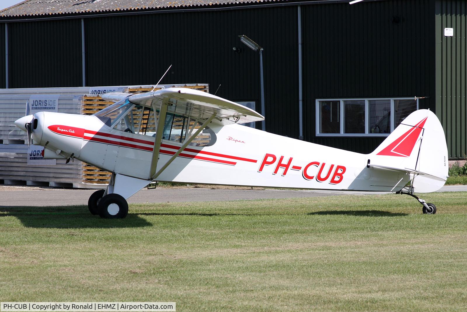 PH-CUB, Piper PA-18-150 Super Cub Super Cub C/N 18-4264, at ehmz