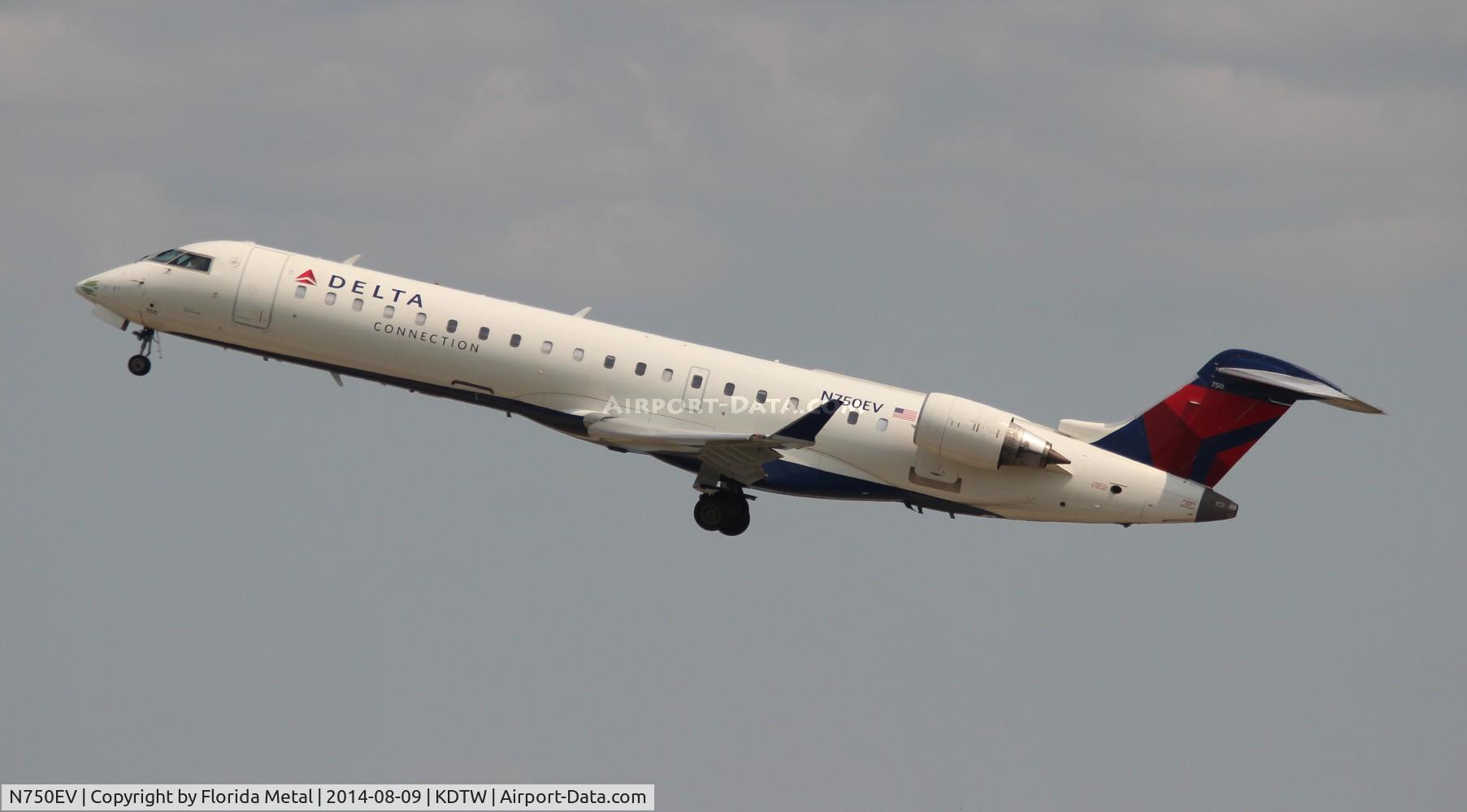 N750EV, 2004 Bombardier CRJ-701 (CL-600-2C10) Regional Jet C/N 10161, DTW spotting 2014