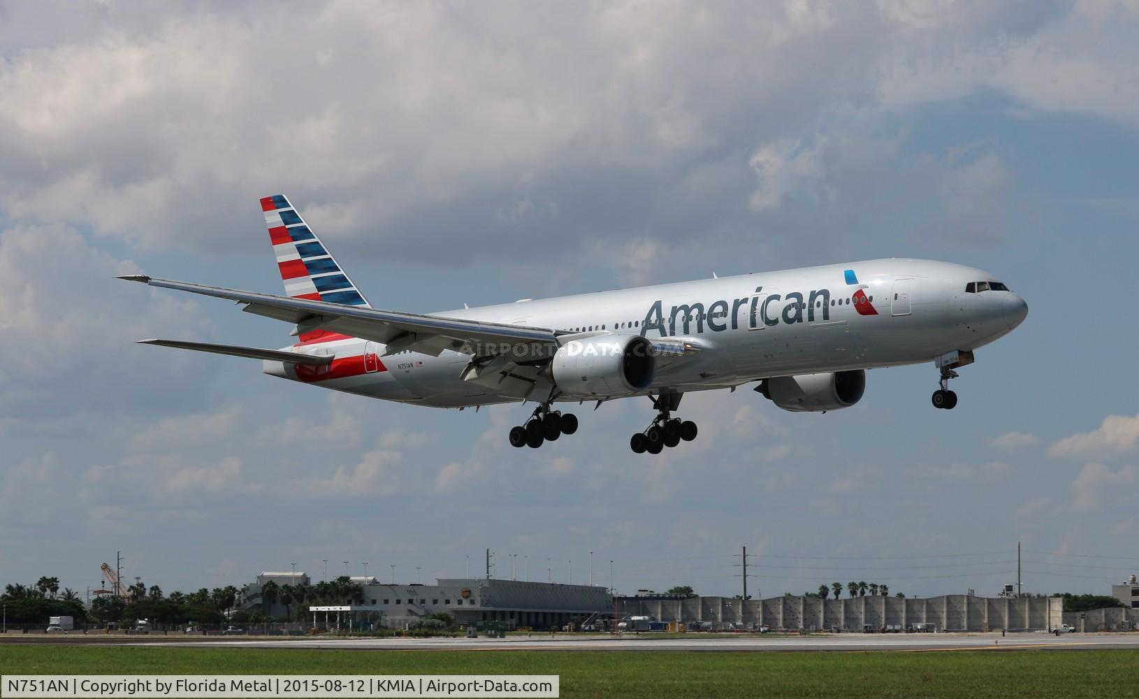 N751AN, 2001 Boeing 777-223 C/N 30798, MIA spotting 2015