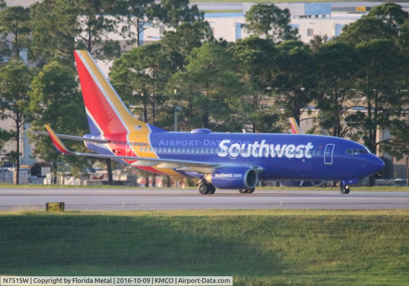 N751SW, 1999 Boeing 737-7H4 C/N 29803, MCO spotting 2016