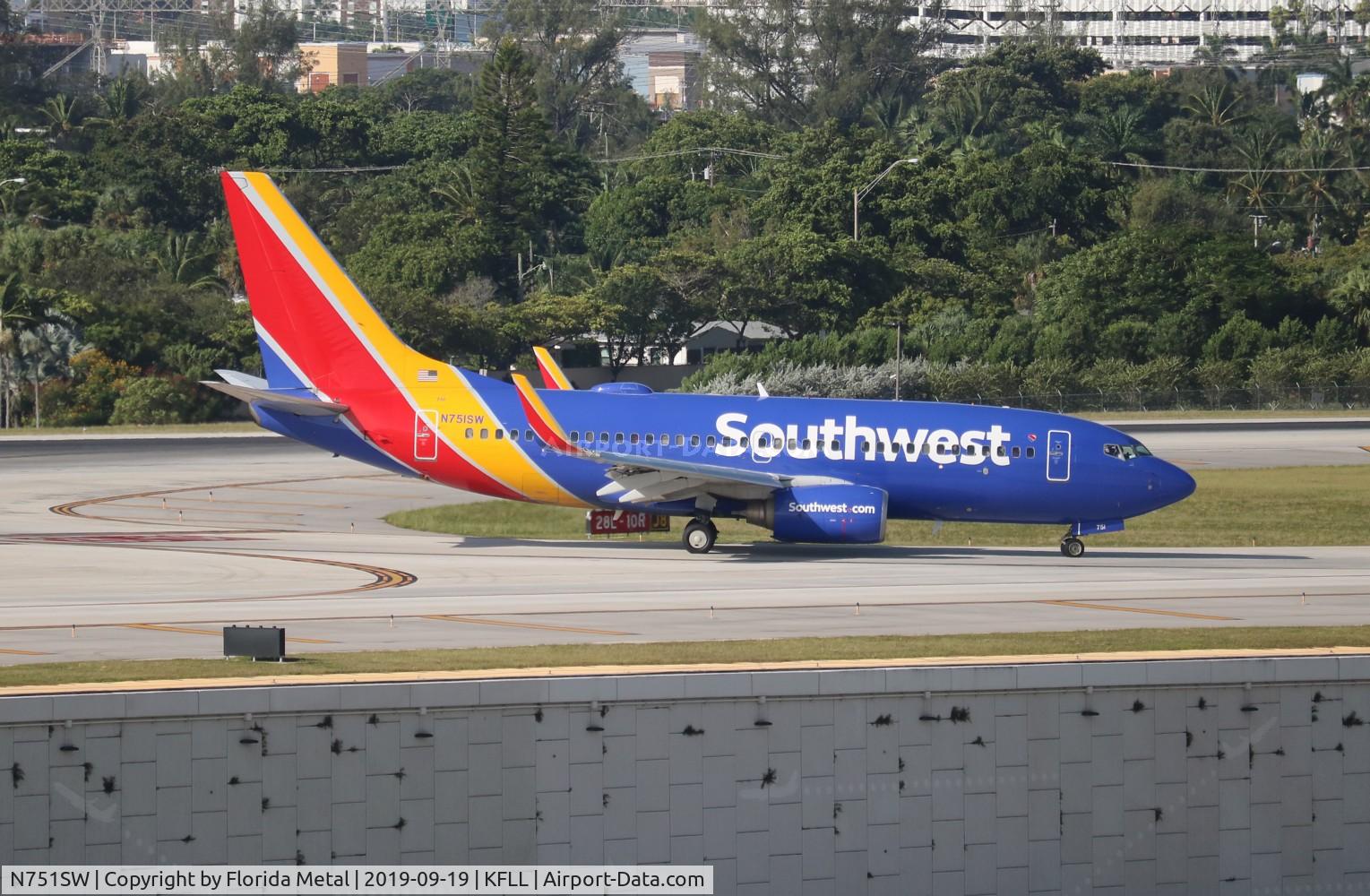 N751SW, 1999 Boeing 737-7H4 C/N 29803, FLL spotting 2019