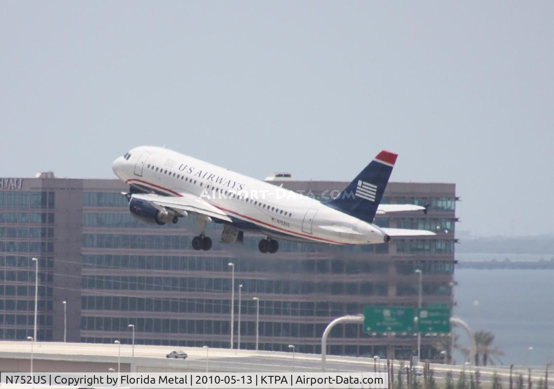 N752US, 2000 Airbus A319-112 C/N 1319, TPA spotting 2010