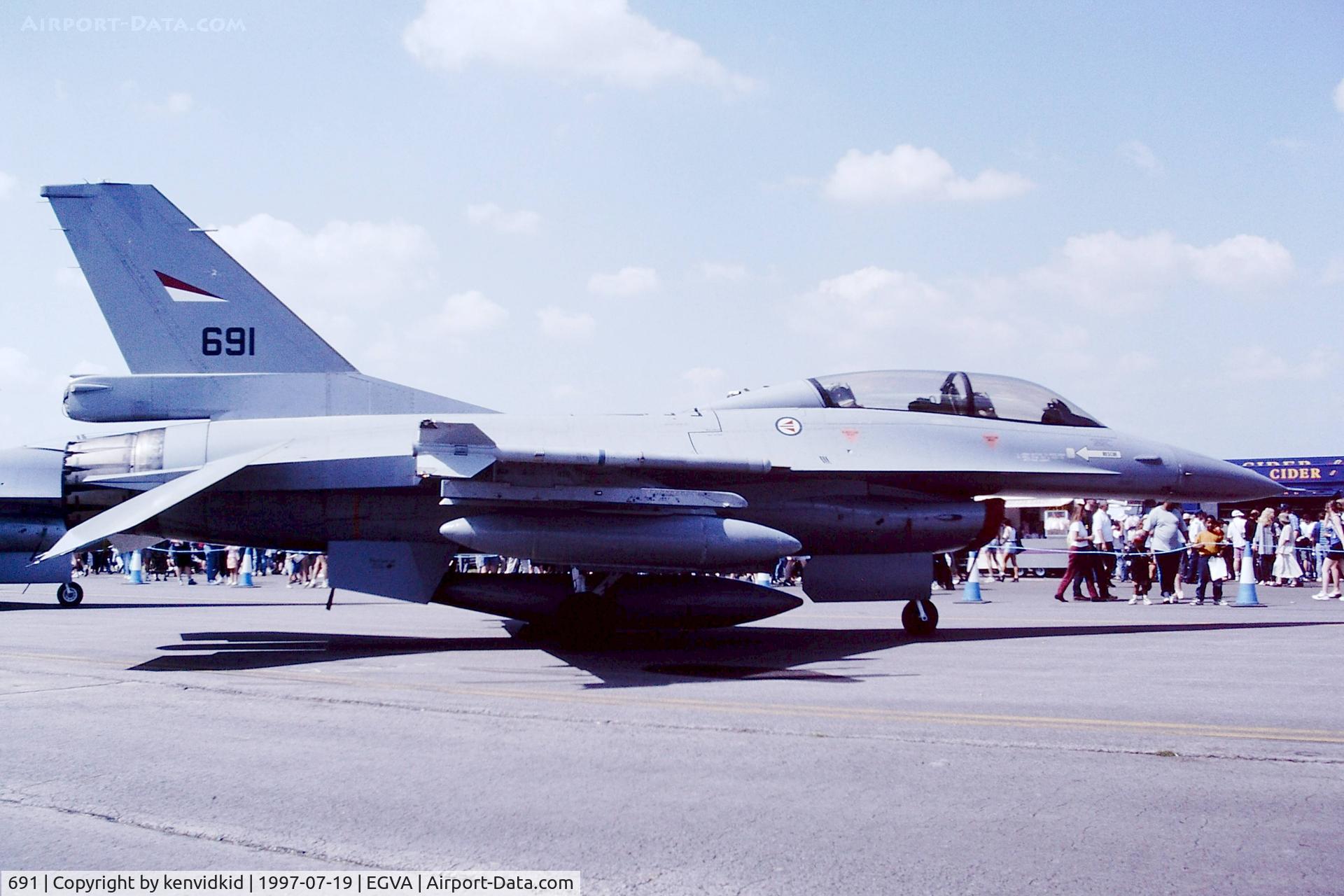 691, 1980 Fokker F-16B Fighting Falcon C/N 6L-10, At the 1997 Royal International Air Tattoo.