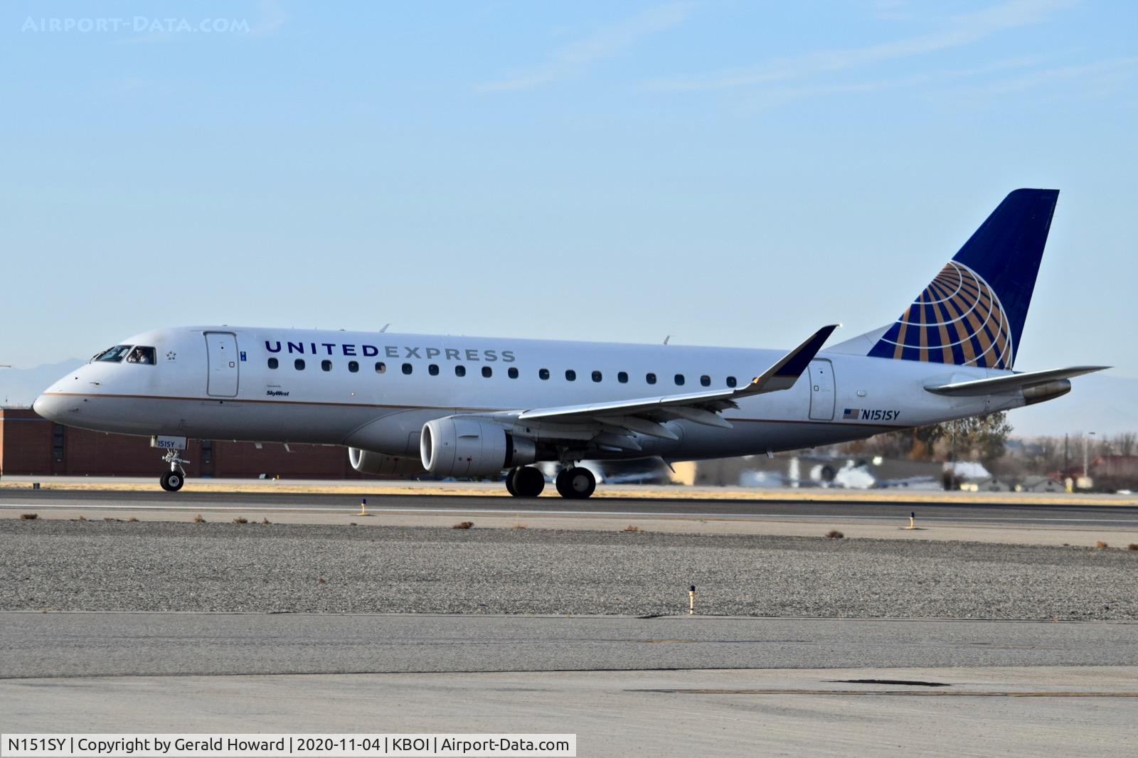 N151SY, 2015 Embraer 175LR (ERJ-170-200LR) C/N 17000503, Taxiing off 10L.