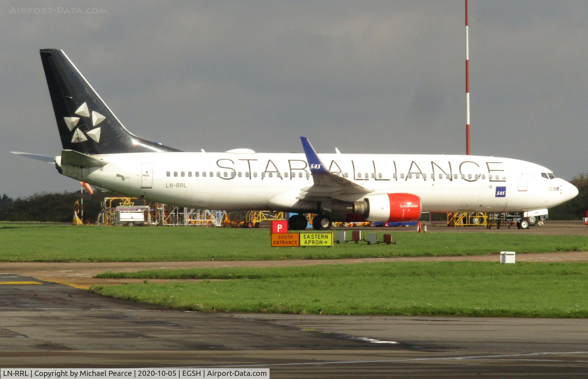 LN-RRL, 2003 Boeing 737-883 C/N 28328, 