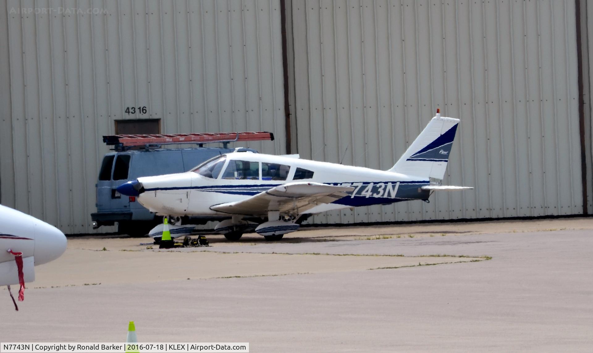 N7743N, 1968 Piper PA-28-180 C/N 28-5144, Parked Lexington