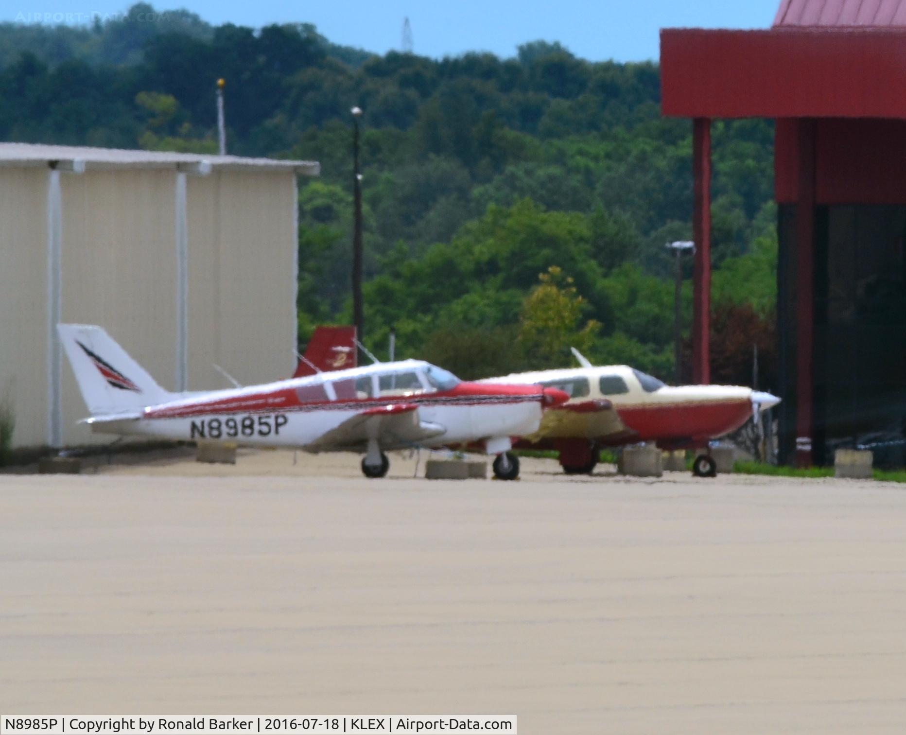 N8985P, 1966 Piper PA-24-260 C/N 24-4445, Parked Lexington