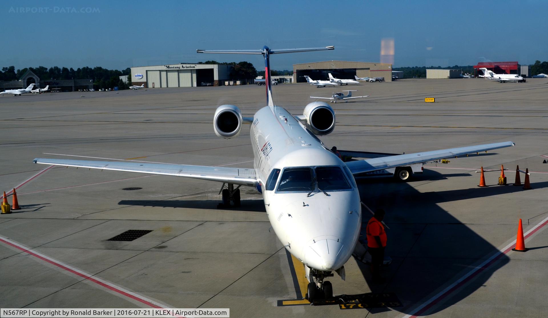 N567RP, 2003 Embraer EMB-145LR C/N 145698, Taxi Lexington